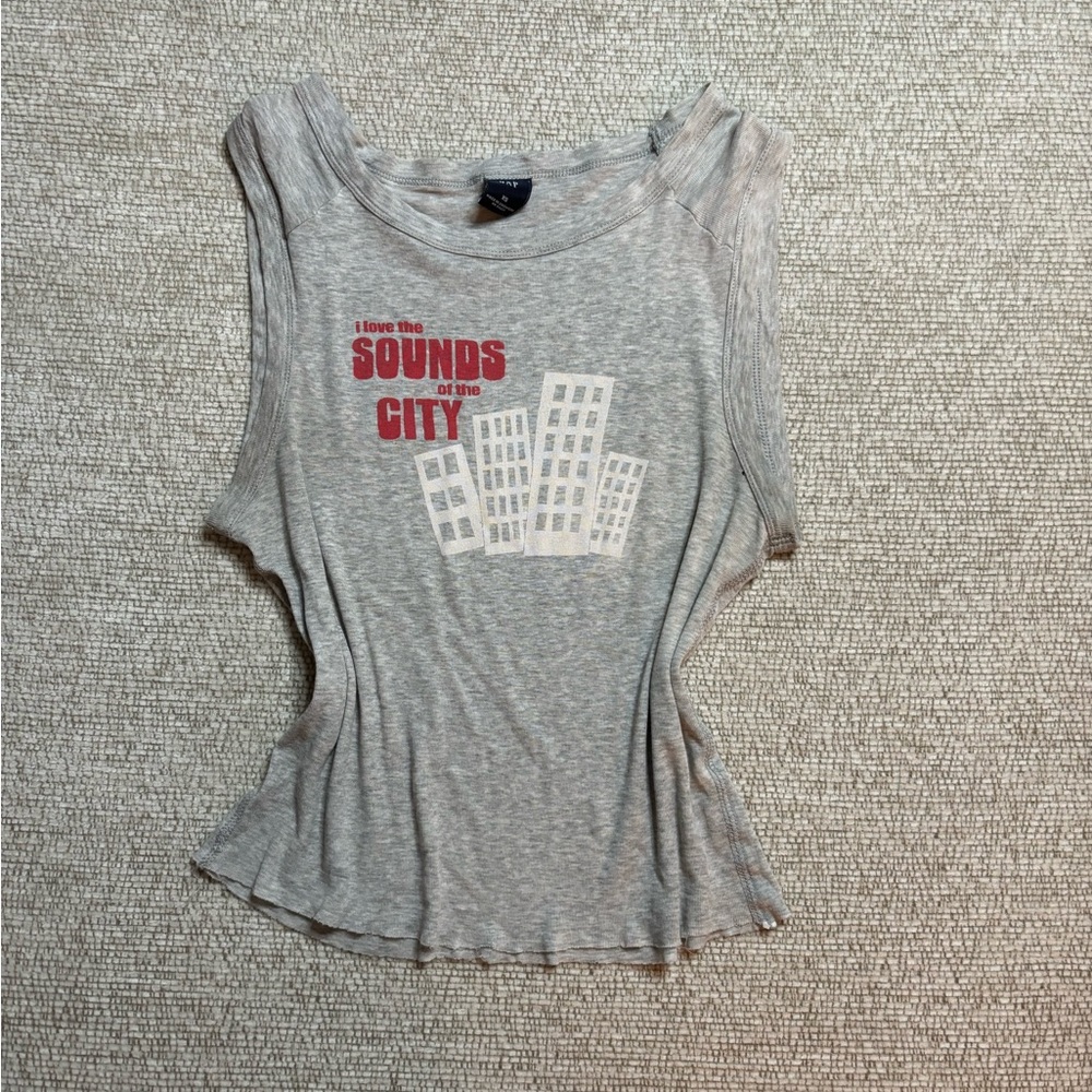 GAP TANK TOP